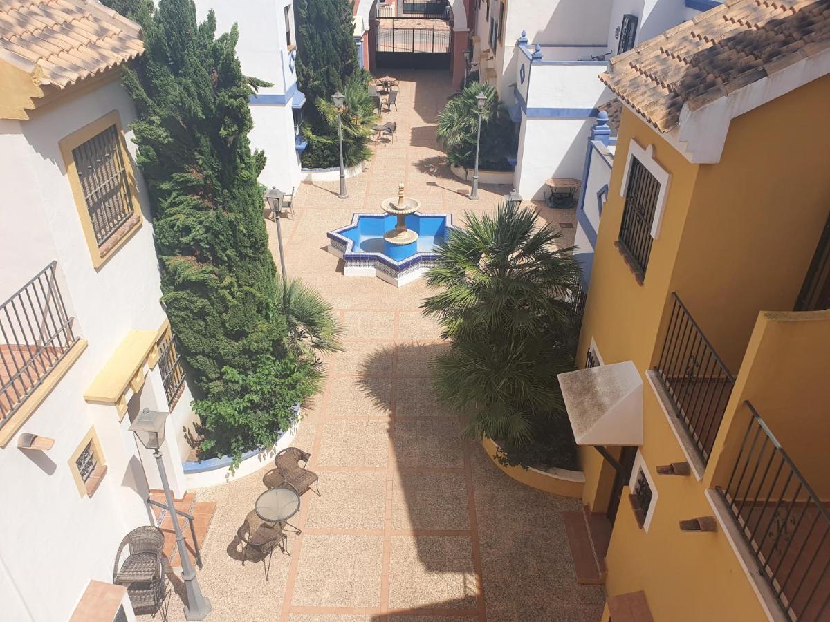Calle Carlos Primero, Roda Kültér fotó